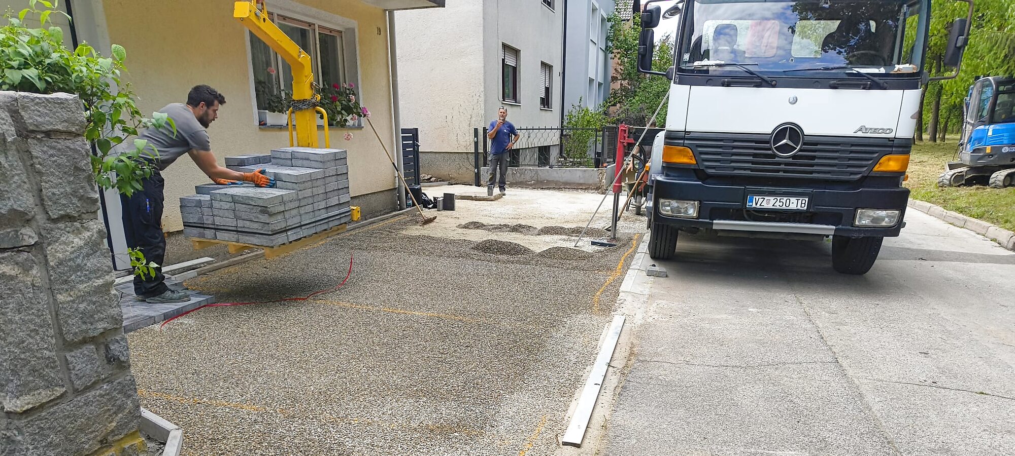 Ugradnja tlakavaca u tijeku – ROGA Niskogradnja